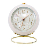 Dark Academia Tischuhr